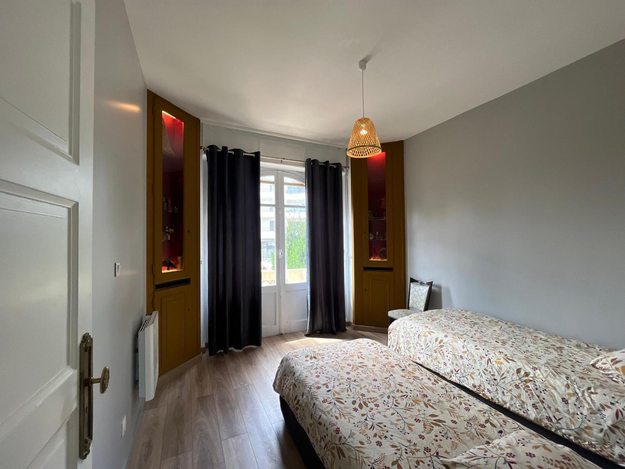 Alta Apartment Bourg-les-Valence Bagian luar foto